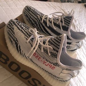 Yeezy Boost 350 v2 Zebras
